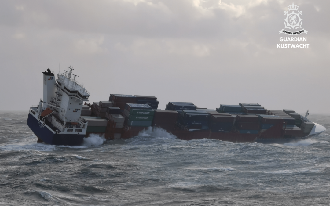 Investigation into container vessel OOCL Rauma losing containers