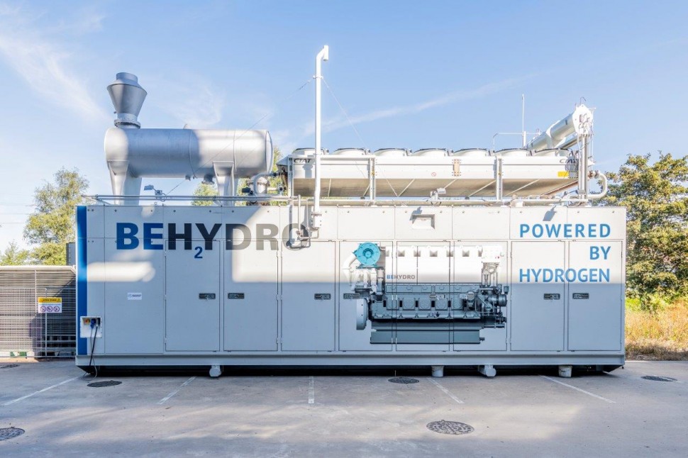 BeHydro launches 1-MW hydrogen-powered dual-fuel marine engine