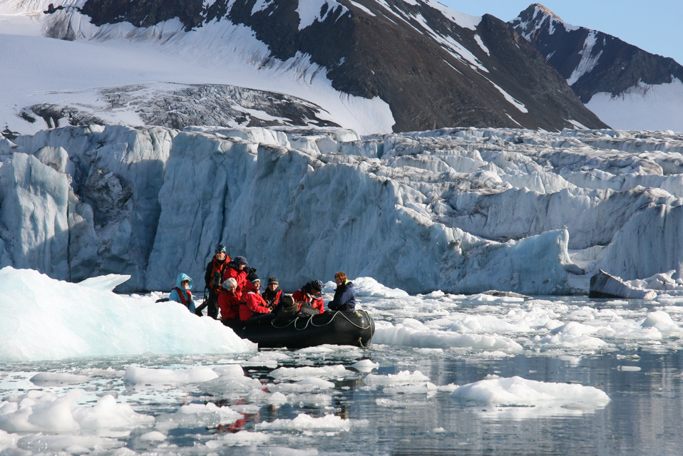 How to get to standard crew competences for arctic operations