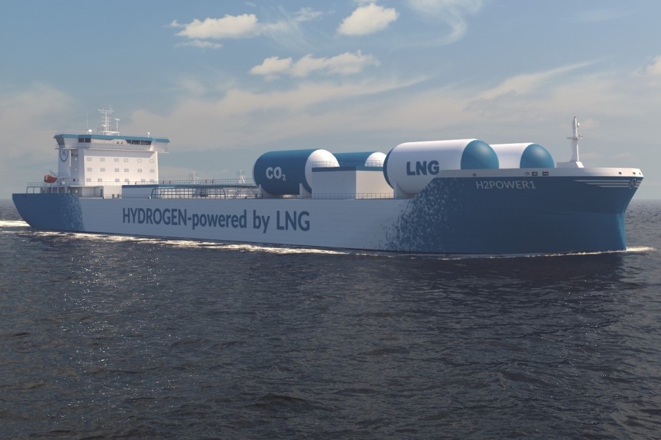 MR tanker design meets IMO 2050 targets using LNG and steam