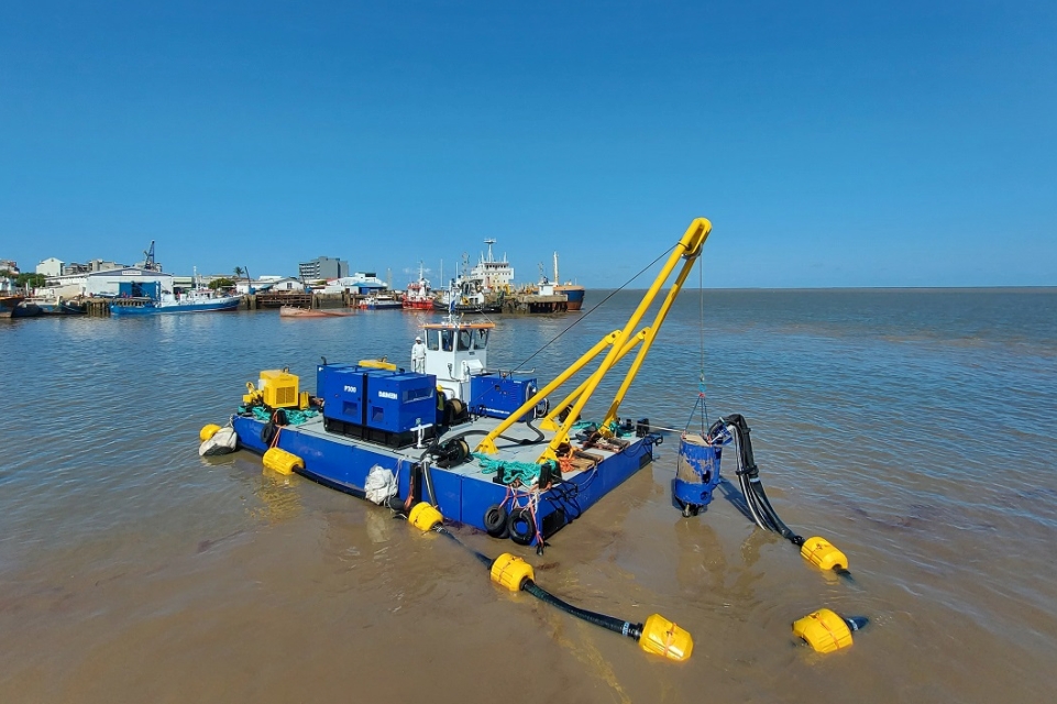 Damen delivers modular DOP dredger to Mozambique