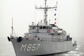 Mine Countermeasure Vessel HNLMS Makkum