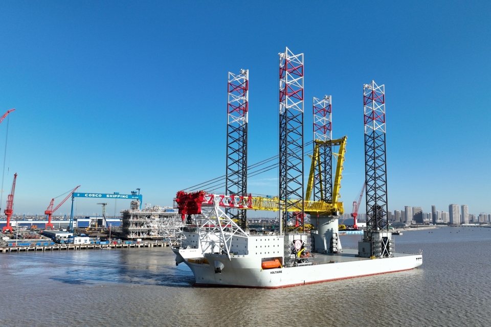 Jan De Nul takes delivery of new jack-up giant Voltaire