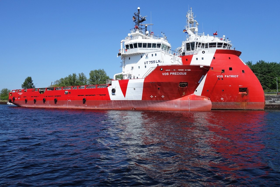 Vroon to sell off offshore support vessel fleet