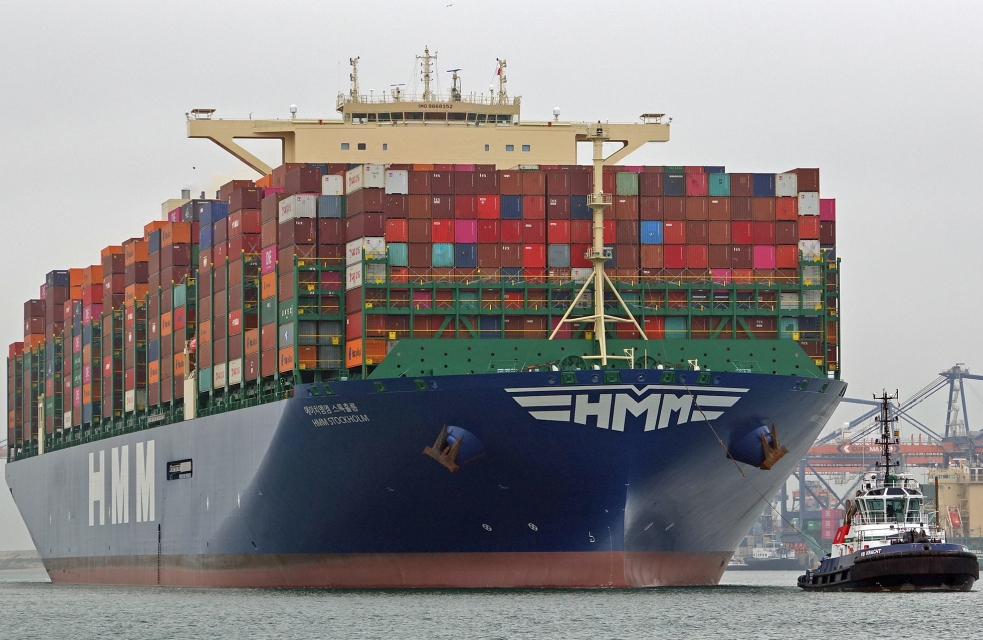 HMm container ship (picture by Kees Torn).