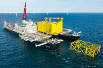 Pioneering Spirit installing the DolWin kappa offshore converter station (by Allseas)