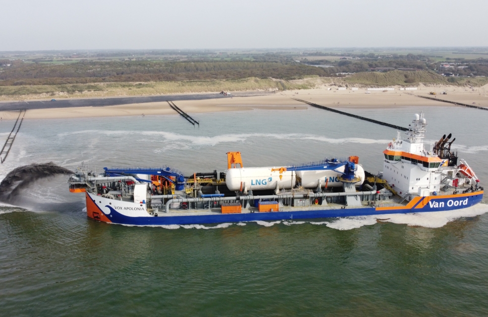 Van Oord’s new LNG hopper dredgers reinforce Zeeland coast