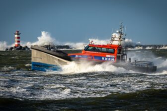 IJmuiden - lifeboat and class Nh1816 (photo by Martijn Bustin through KNRM)