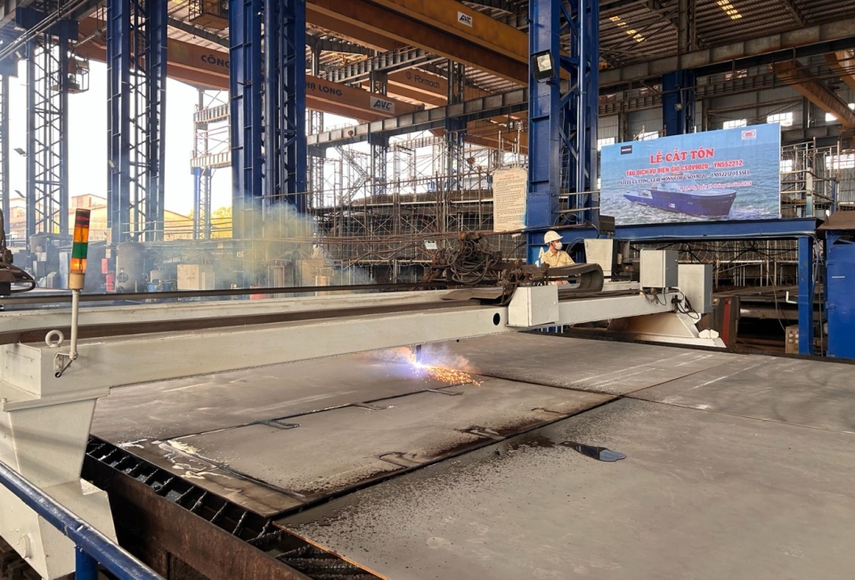 Steel cutting for TSS Marine CSOV