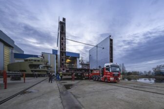 Wagenborg EasyMax 4 sections being moved from the construction hall