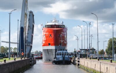 Carbon Destroyer 1 arrives in Delfzijl for completion