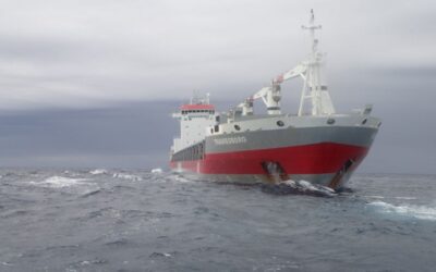 Wagenborg vessel runs aground in Northwest Passage