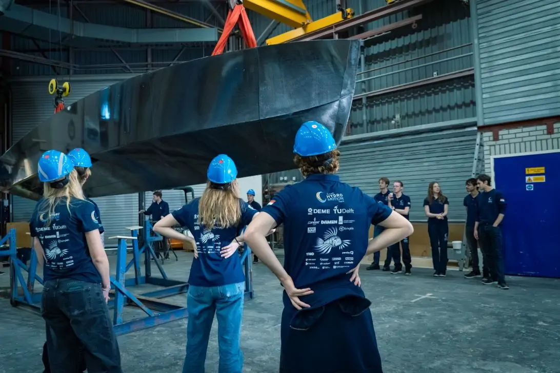 The hull of the 2026 boat right after the production (photo TU Delft Hydro Motion Team).
