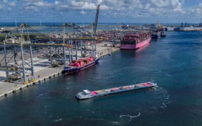 Autonomous inland ship links Rotterdam terminals